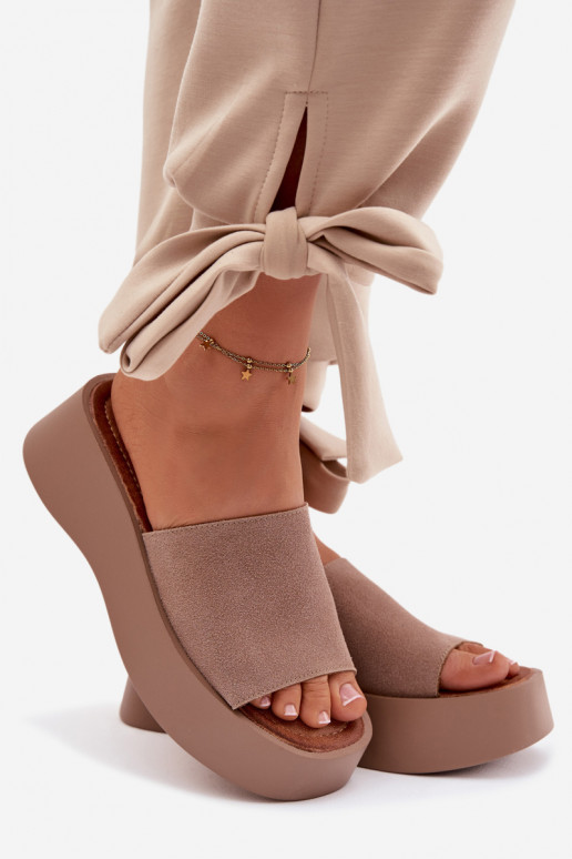 sieviešu čības ar platformu smilšu krāsas Liorisse