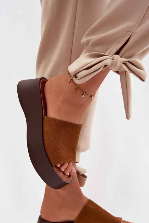 sieviešu čības ar platformu brūnas krāsas Liorisse