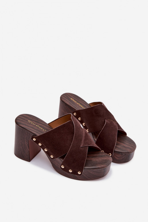 sieviešu čības ar papēdi Ze Zelta krāsasmi Kniedes CzekoladoIne Nerelle