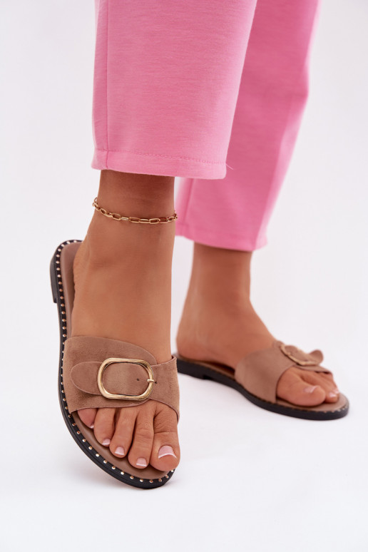 Sieviešu čības ar platām papēžiem un zelta sprādzēm brūnā krāsā Selivelle