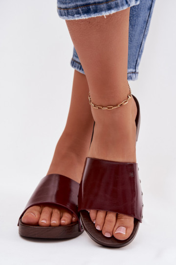 sieviešu čības ar kniedēm ar platiem papēžiem bordo krāsas Brinalle 2