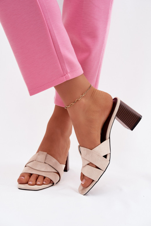 sieviešu čības ar papēdi Ar svītrām Eko zamšādaoIne smilšu krāsas Corivelle