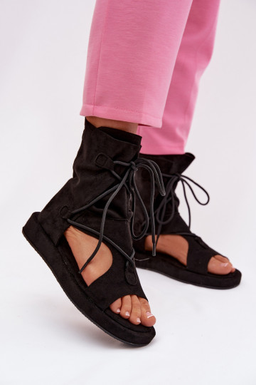 Sieviešu basenes Eko zamšādaoIne ar stulmu I INiązaniem melnas krāsas Ferlisse 2