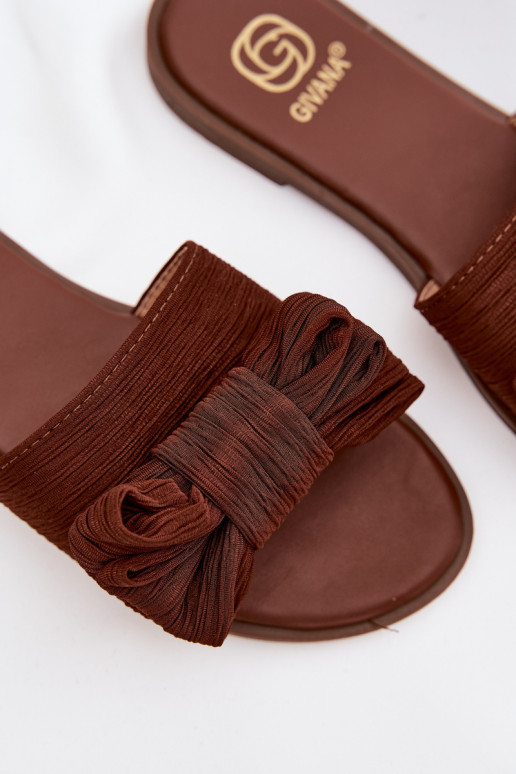 Sieviešu čības ar platām papēžiem un lentēm, brūnas krāsas Amivelle