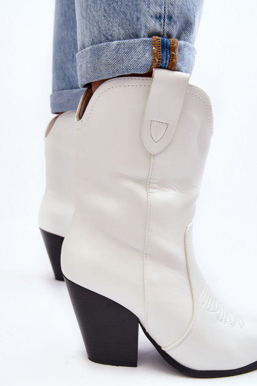 Sieviešu kovboju stila puszābaki ar papēdi baltas krāsas Melaitia