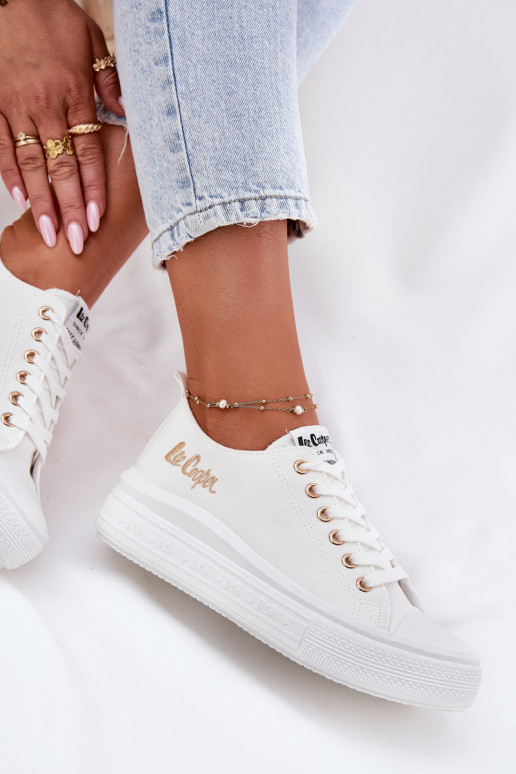 sieviešu puszābaki ar platformu Lee Cooper LCIN-24-44-2462L baltas krāsas