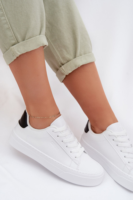 Sneakers modeļa apavi Sieviešu no eko ādas Big Star TT274928 HI-POLY SYSTEM baltas krāsas