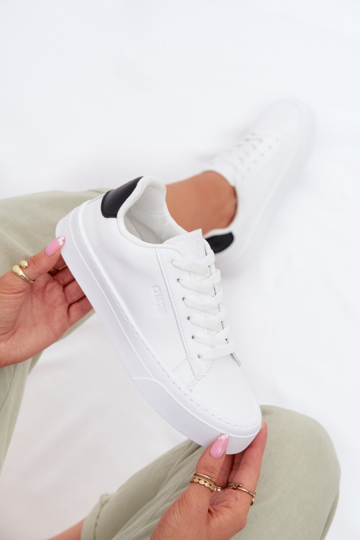 Sneakers modeļa apavi Sieviešu no eko ādas Big Star TT274928 HI-POLY SYSTEM baltas krāsas