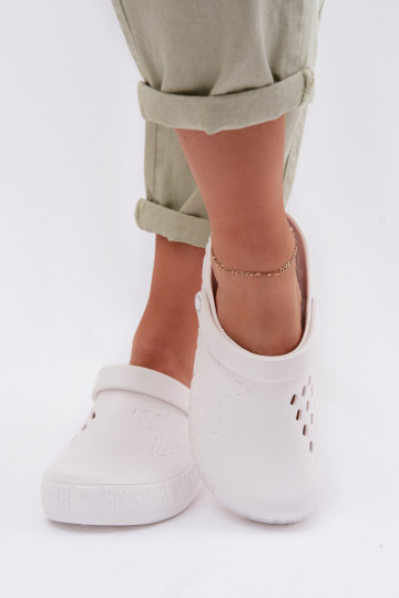 Čības Tukšas Sieviešu Vieglas čības uz pirksta Big Star TT274A081 baltas krāsas 2