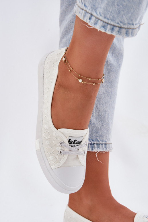 Sporta apavi sieviešu puszābakiHaftem Lee Cooper LCIN-25-31-3447L baltas krāsas