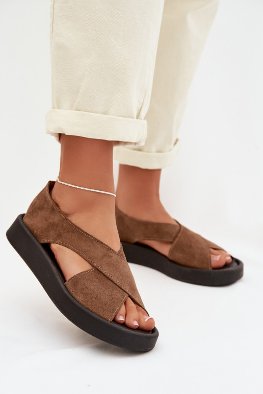 Sieviešu basenesIeslēgtsturalnego zamšādasu Zazoo 3196 brūnas krāsas