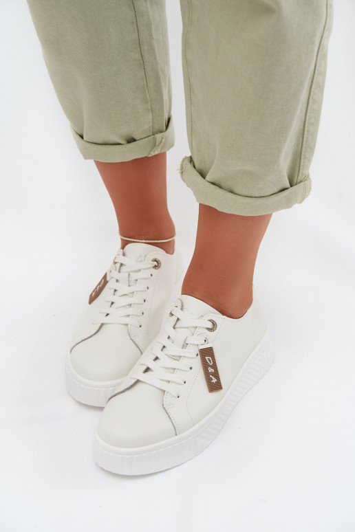 Sneakers modeļa apavi SieviešuIeslēgtsturalnej Skóry D&A GR61-5591 baltas krāsas