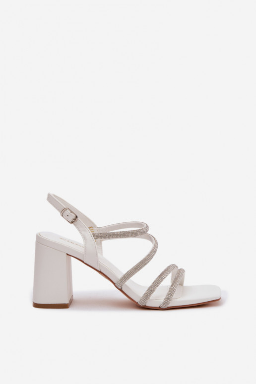 Sieviešu basenes Ar svītrām Un cirkoni baltas krāsas Brelia