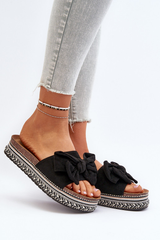 sieviešu čības ar platformu ar bantītēm melnas krāsas Evatria