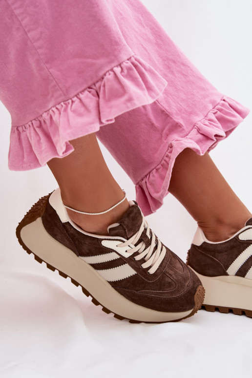 Sneakers modeļa apavi zamšādas ar platformu D&A GR61-5986 CzekoladoIne