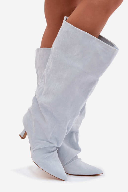 garie zābakiSzeroką CholeInką I Tā irrszczeniem ar papēdi gaiši zilas krāsas Harela