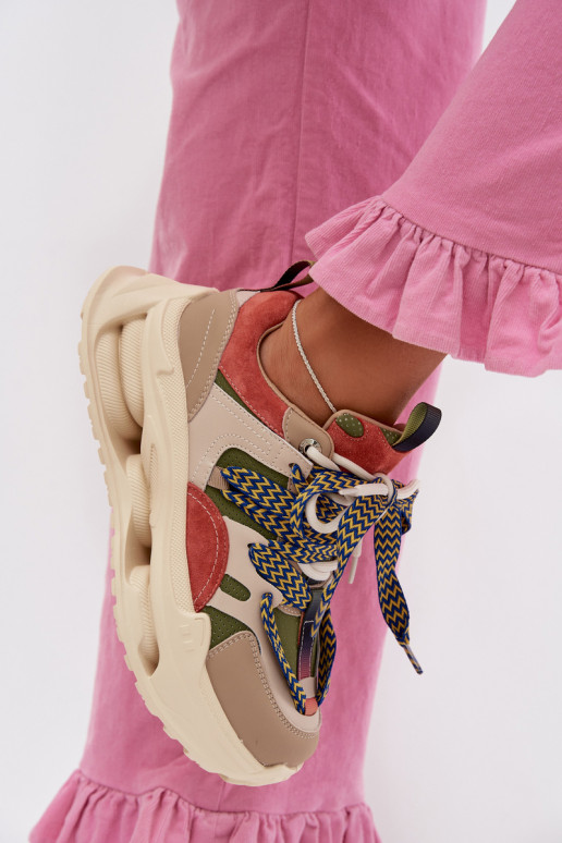 Āda Sneakers modeļa apavi Sieviešu ar platformu D&A CR61-3133 smilšu krāsas