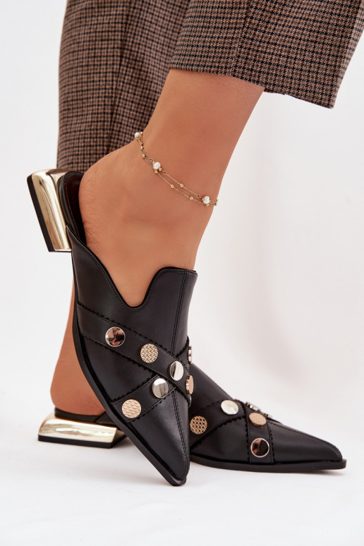 Čibas no dabīgas ādas Mule Sieviešu ar siksniņām D&A CR61-3058 melnas krāsas