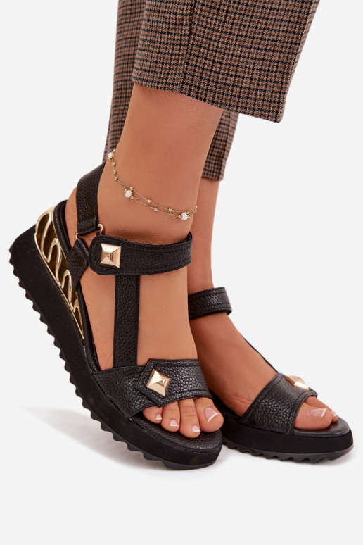 Sieviešu basenes Sieviešu ar platformu D&A CR61-3070 melnas krāsas