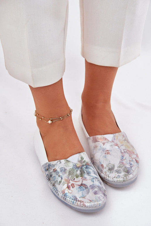 Balerīnas ar rakstiem Tā irciejka T1930-38 baltas krāsas