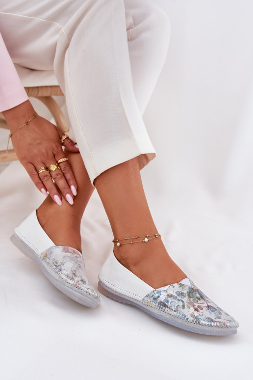 Balerīnas ar rakstiem Tā irciejka T1930-38 baltas krāsas