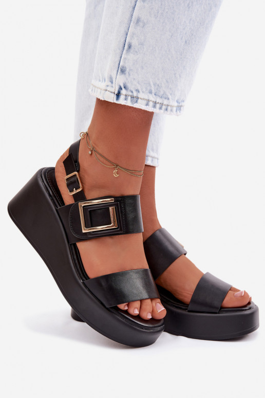 Sieviešu basenes ar platformu Ar greznu Detalem melnas krāsas Nelira