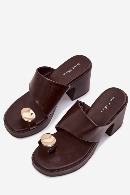 sieviešu čības Ieslēgts SłupkoInym Obcasie Ze Zelta krāsasm Detalem CzekoladoIne Sinora