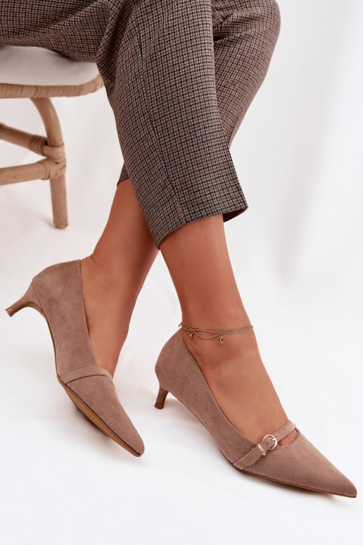 Kurpes Sieviešu Uz Zema Papēža ar dekorētiem papēžiem smilšu krāsas Pirela