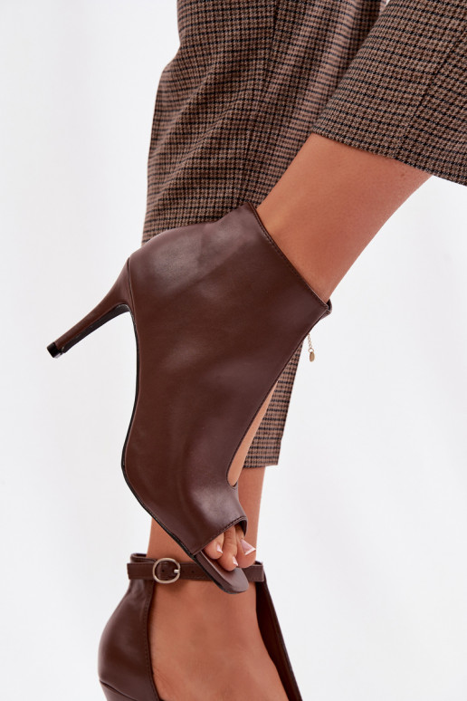 Sieviešu basenes ar papēdi CzekoladoIne Helira