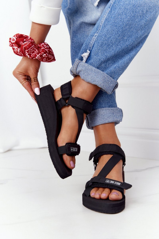 Vieglas čības uz pirksta ar platformus basenes Big Star FF274A349 melnas krāsas