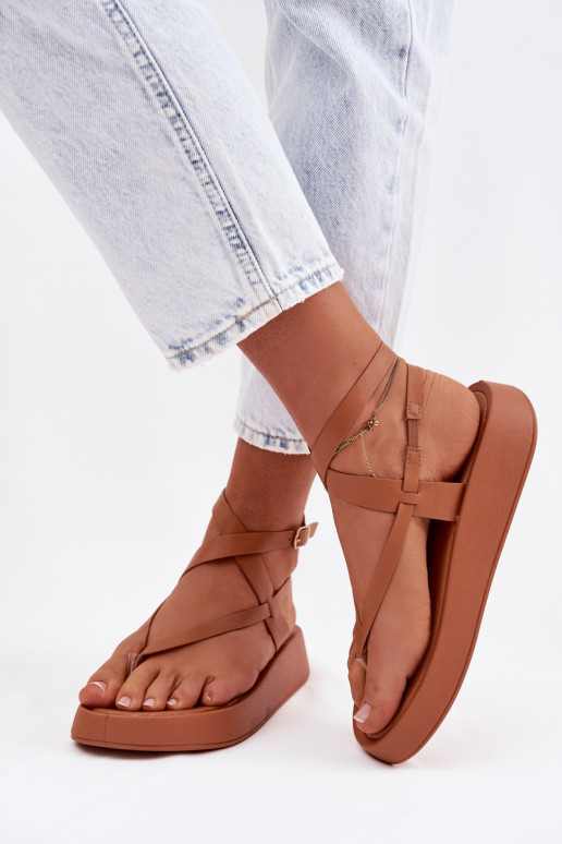 basenes - iešļūcenes Sieviešu ar platformu brūnas krāsas Gelira