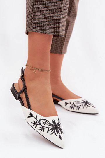 Sieviešu basenesHaftem Ieslēgts zempapēžu melnas krāsas Grelia 2