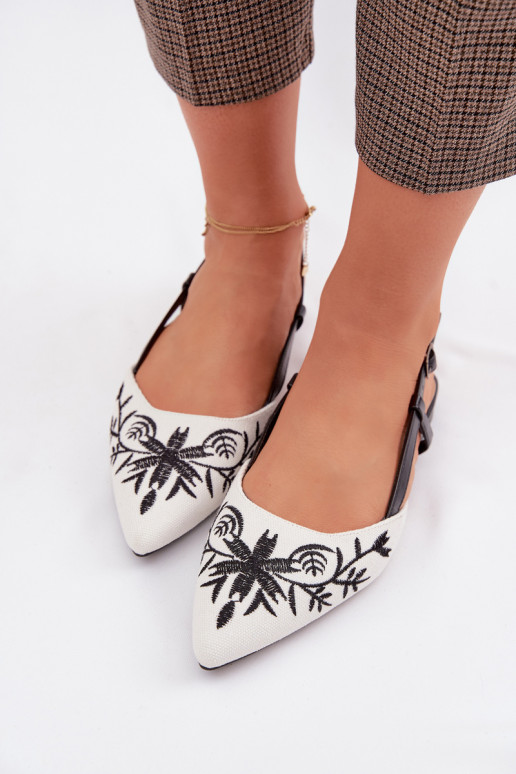 Sieviešu basenesHaftem Ieslēgts zempapēžu melnas krāsas Grelia