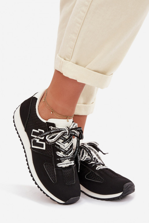 Sneakers modeļa apavi Sieviešu Ar greznu Šņorēšanam melnas krāsas Henira