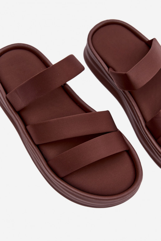 Sieviešu čības uz platformas ar siksniņām, šokolādes krāsā Liorine