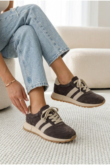 Sneakers modeļa apavi SieviešuIeslēgtsturalnego zamšādasu brūnas krāsas Tā irrceline