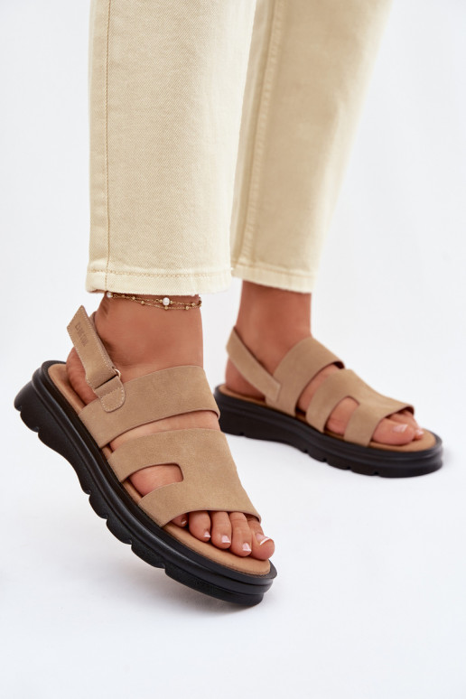 Sieviešu basenes zamšādas Big Star TT274482 smilšu krāsas