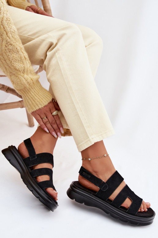 Sieviešu basenes zamšādas Big Star TT274484 melnas krāsas