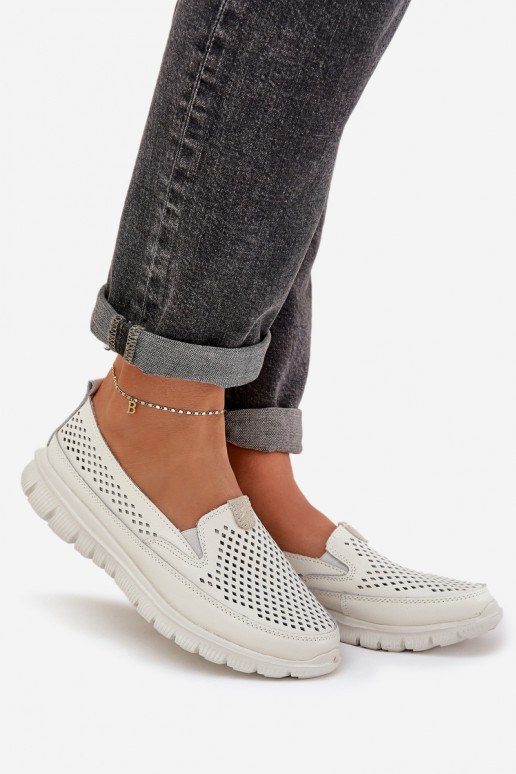 Gaisma Āda Ažūrs Sieviešu mokasīni ar apzeltītu zoli baltas krāsas Tanelora