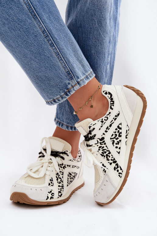 Āda zamšādas Sneakers modeļa apavi Sieviešu Big Star TT274548 baltas krāsas