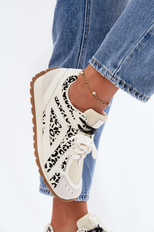 Āda zamšādas Sneakers modeļa apavi Sieviešu Big Star TT274548 baltas krāsas