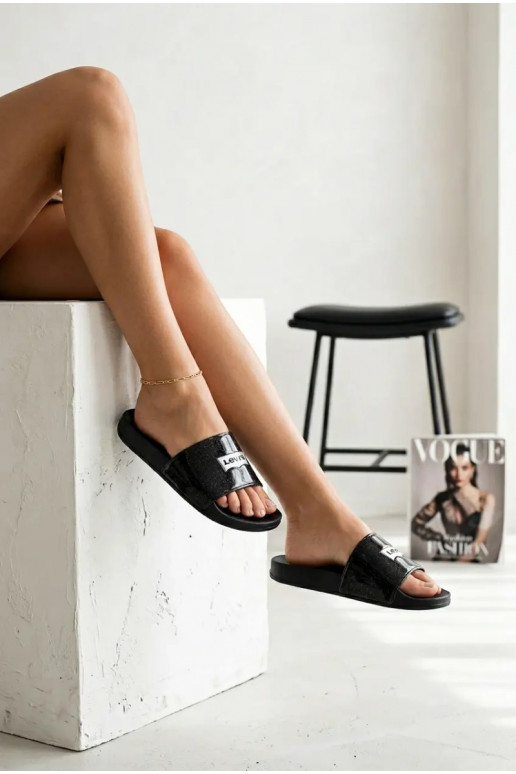 Čības Jaunatne LEVI'S VPOL0251S-2693 melnas krāsas ar mirdzumu