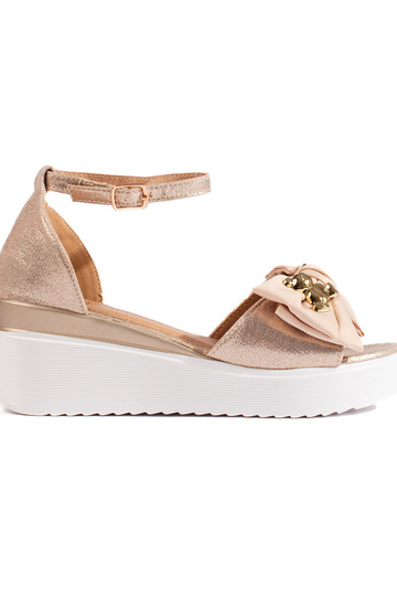 Zelta krāsas  kurpes 2