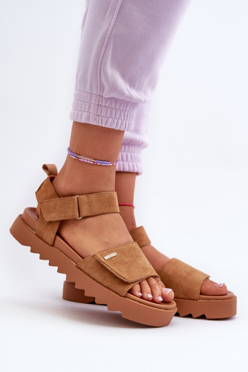 Sieviešu Zamšādas basenes ar platformu Big Star NN274705 brūnas krāsas 2