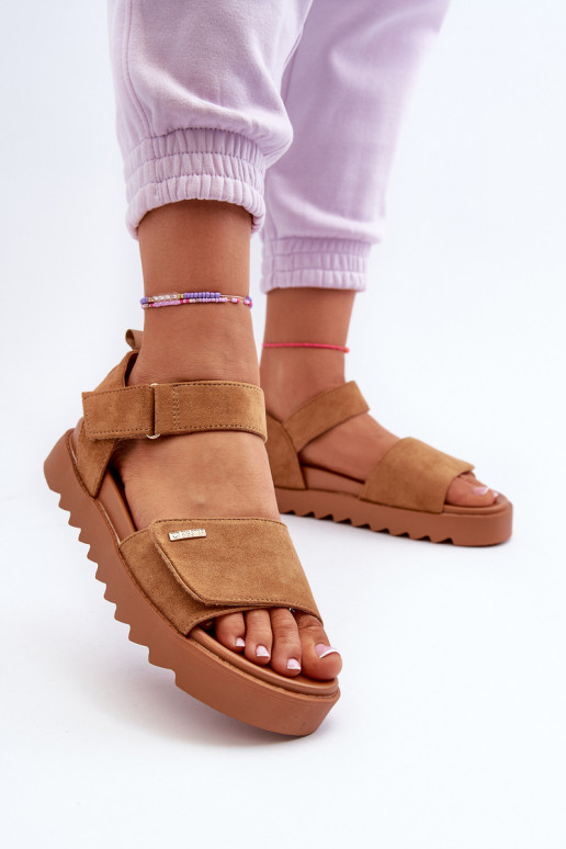 Sieviešu Zamšādas basenes ar platformu Big Star NN274705 brūnas krāsas