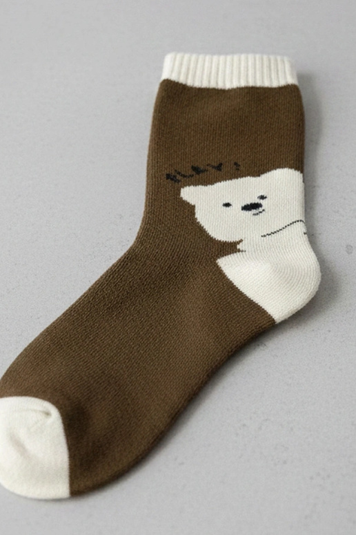 Brūnas zeķes ar lāci Sella