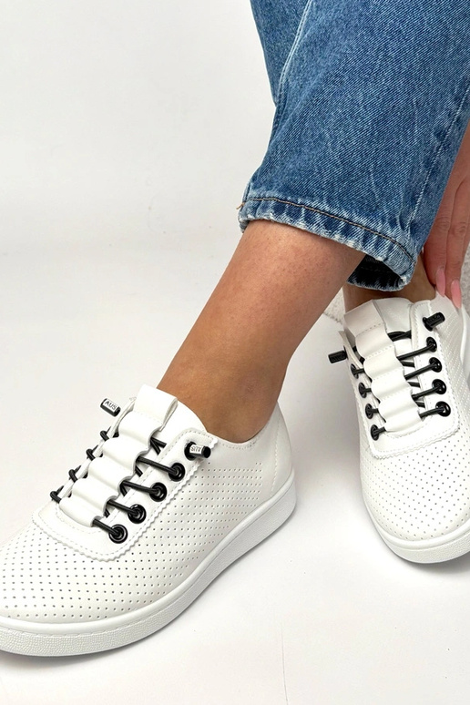 Baltie ieliekamie perforētie sporta...