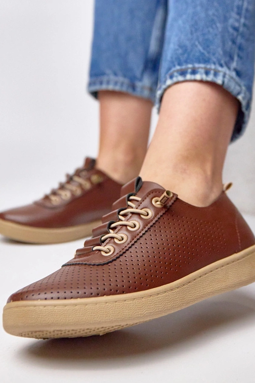 Brūnie ieliekamie perforētie sporta...