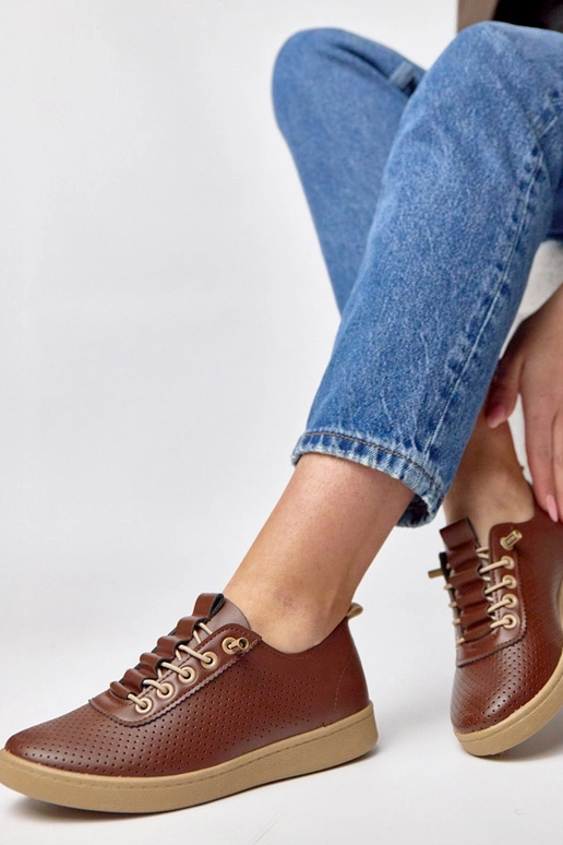 Brūnie ieliekamie perforētie sporta...