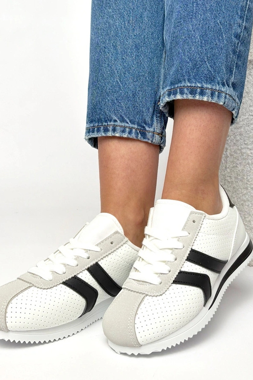 Baltie-melnie sporta apavi Camille